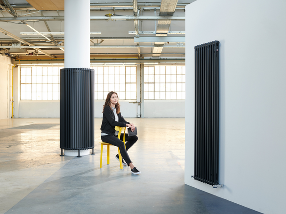 Photograph Zehnder Charleston Electric Decorative radiator Side view