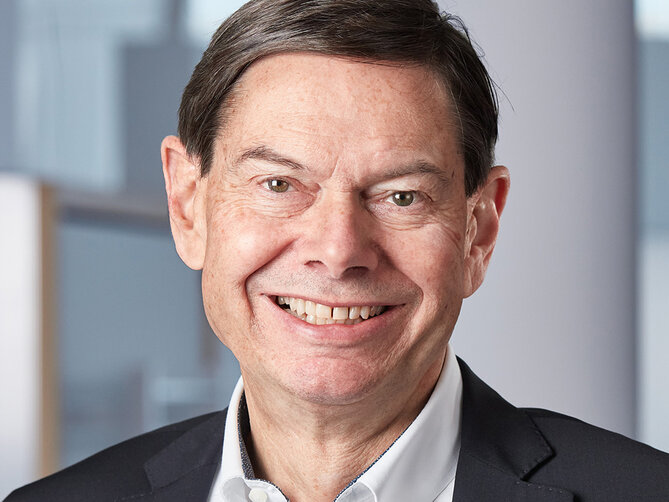 Dr. Hans-Peter Zehnder, spolumajitel společnosti a předseda představenstva Zehnder Group