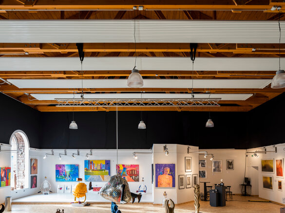 Reference Zehnder ZFP Heating and cooling ceilings 