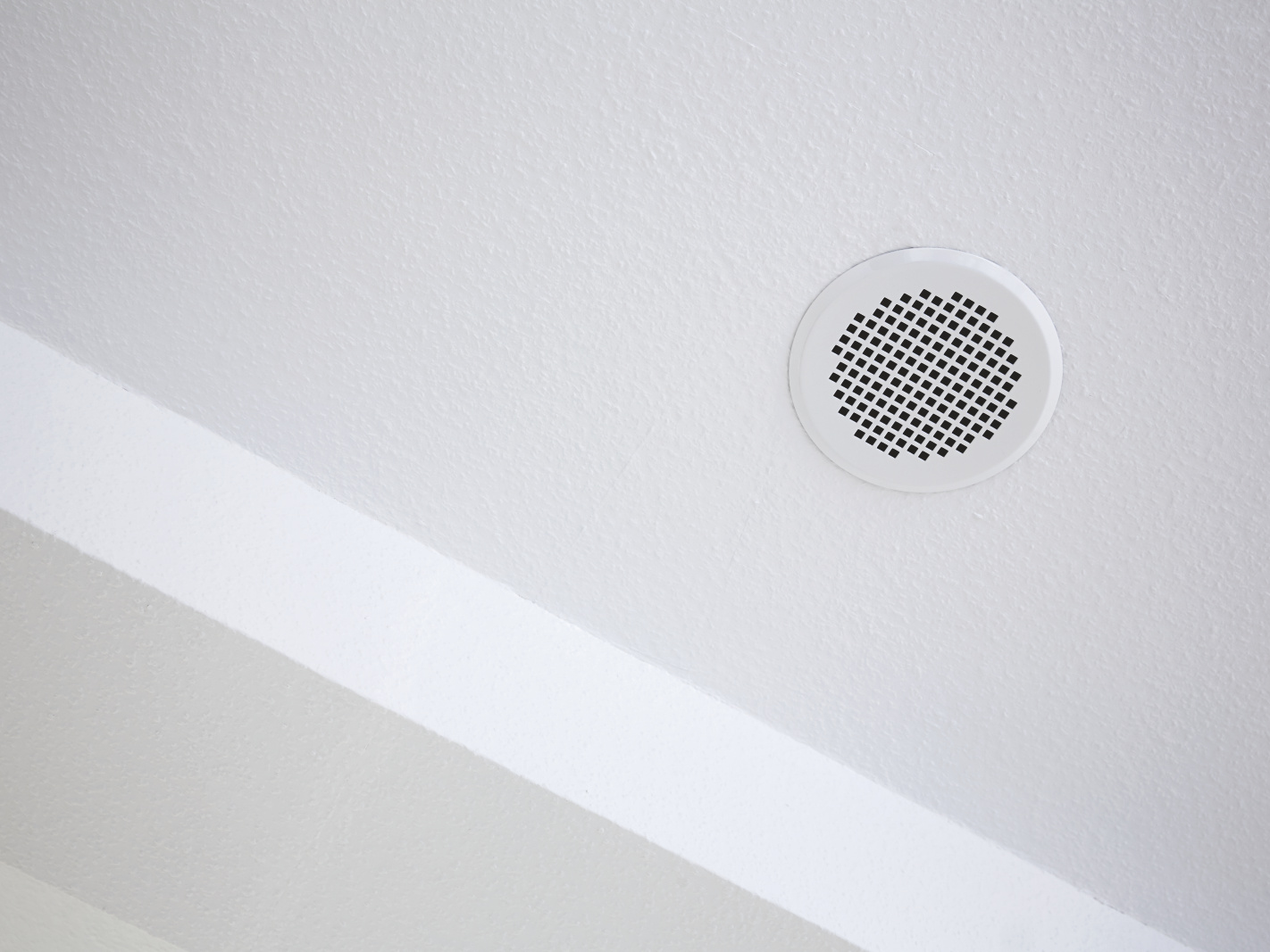 Reference Zehnder ComfoGrid CLRF/TVA DN125 round Comfortable indoor ventilation Front view