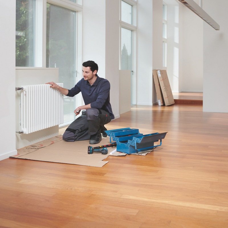 Zehnder Charleston Retrofit jako snadná náhrada starého radiátoru za nový.