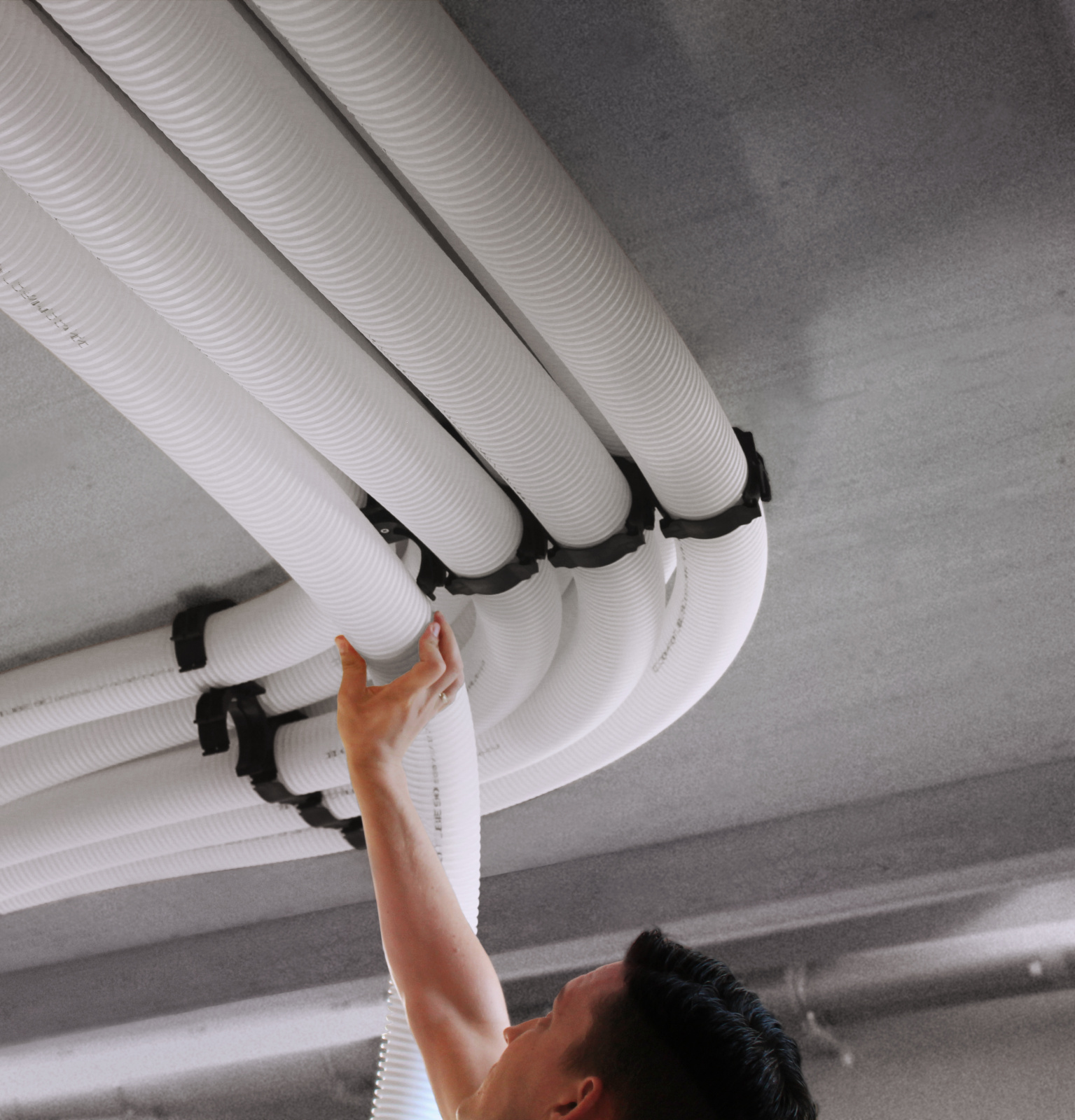 Photograph Zehnder ComfoFix Link CT Comfortable indoor ventilation Bottom view