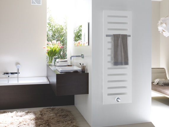 Rendering Zehnder Metropolitan Bar Decorative radiator Front view