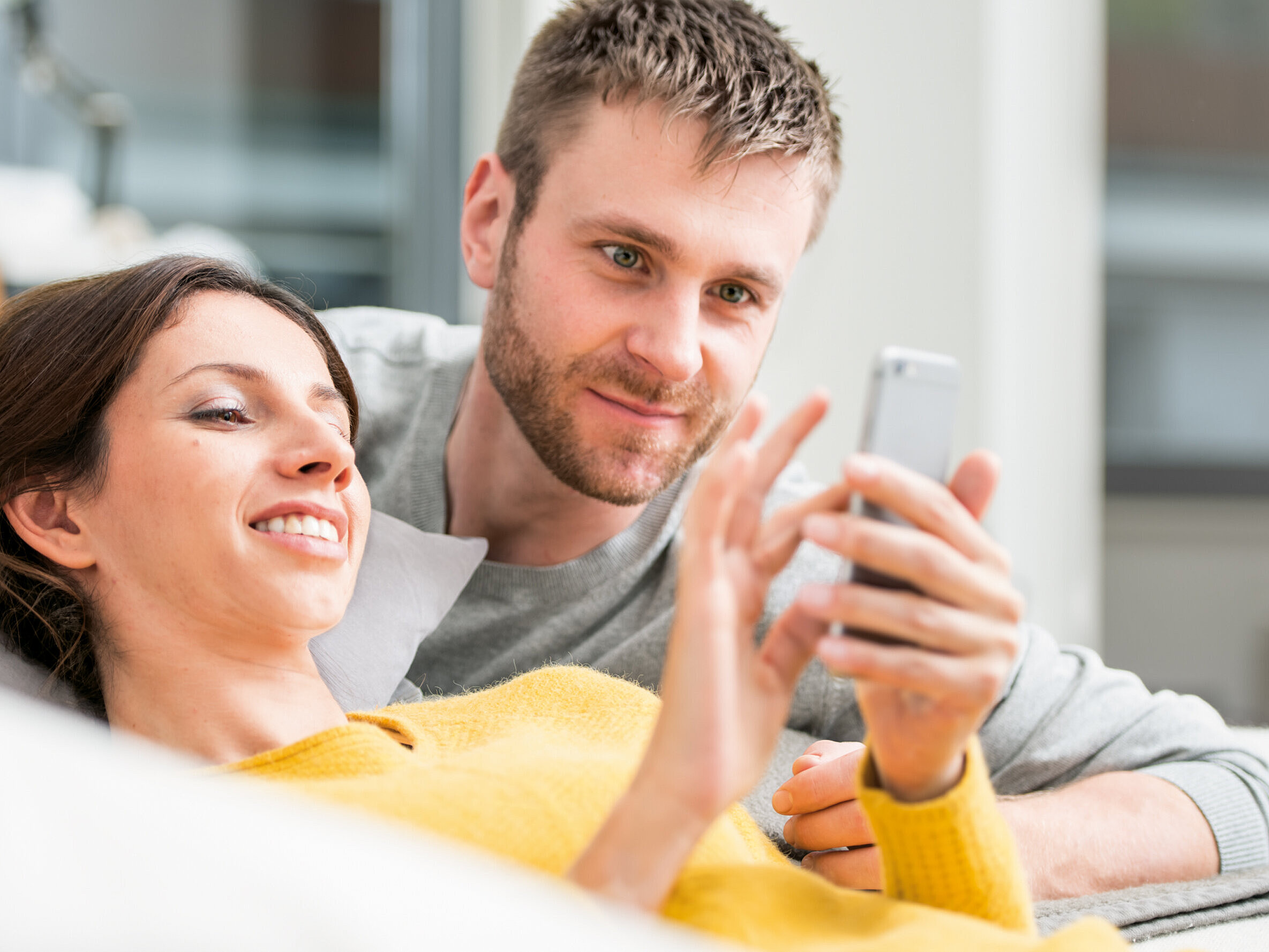 Ovládání systému větrání pomocí mobilního telefonu Ovládání množství vzduchu v interiéru při řízeném větrání pomocí aplikace.